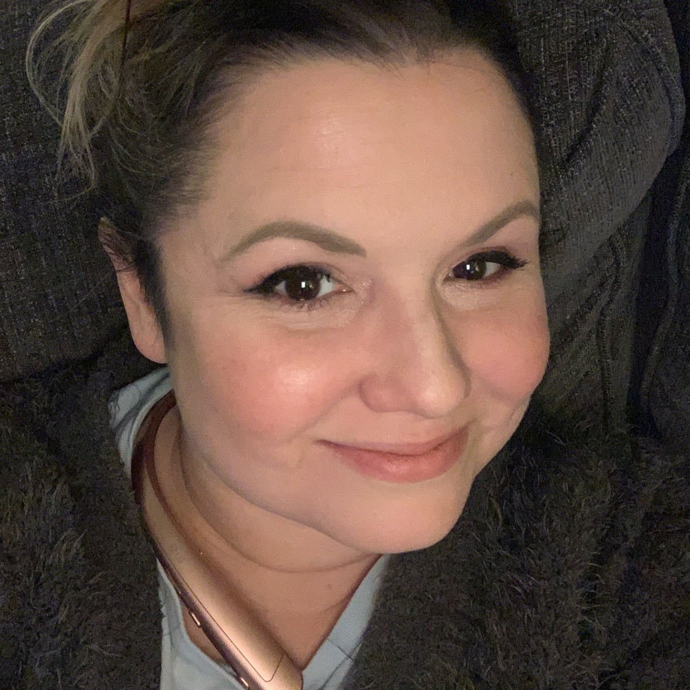 Meet your Posher, Regina